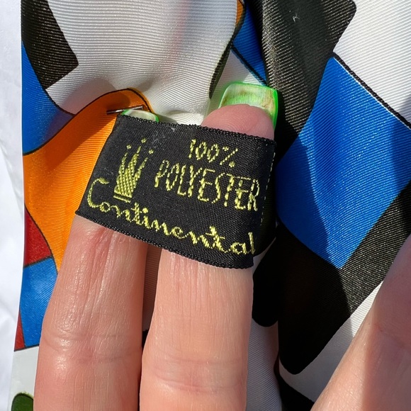 Vintage Continental Polyester Tie - Picture 3 of 6